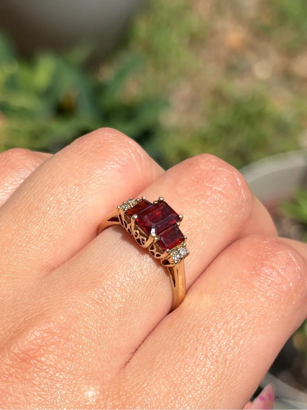 10k Three emerald garnet and Diamond accent Ring sz9
